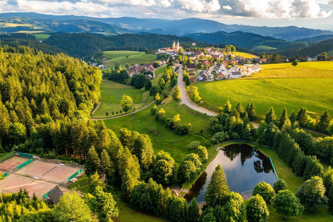 Готель Der Hirschen Занкт-Мерген Екстер'єр фото
